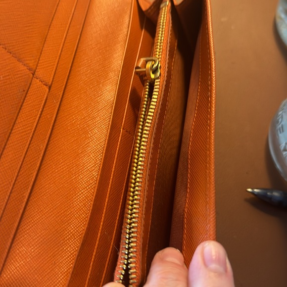 Authentic Prada wallet. Orange. - Picture 3 of 8
